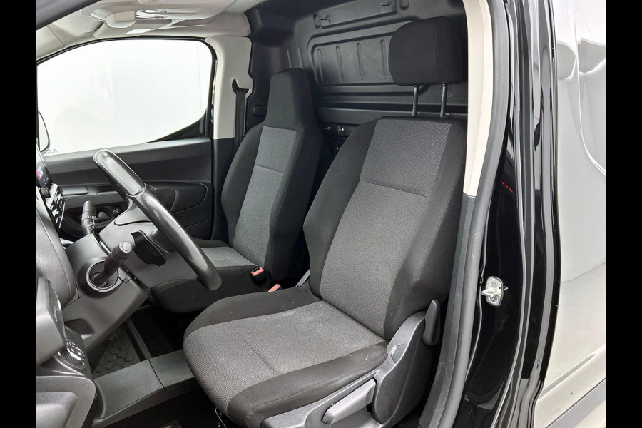 Opel Combo 1.5D L2H1 Edition Airco Navi PDC Achter  App-connect DAB+ Trekhaak