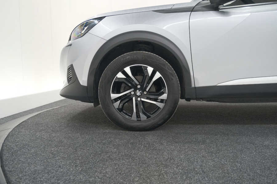 Peugeot 2008 PureTech 130 Allure Pack | Camera | Adaptieve Cruise Control | Apple Carplay | Stoelverwarming