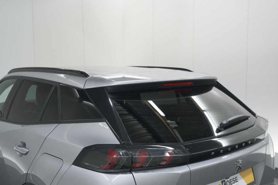 Peugeot 2008 PureTech 130 Allure Pack | Camera | Adaptieve Cruise Control | Apple Carplay | Stoelverwarming