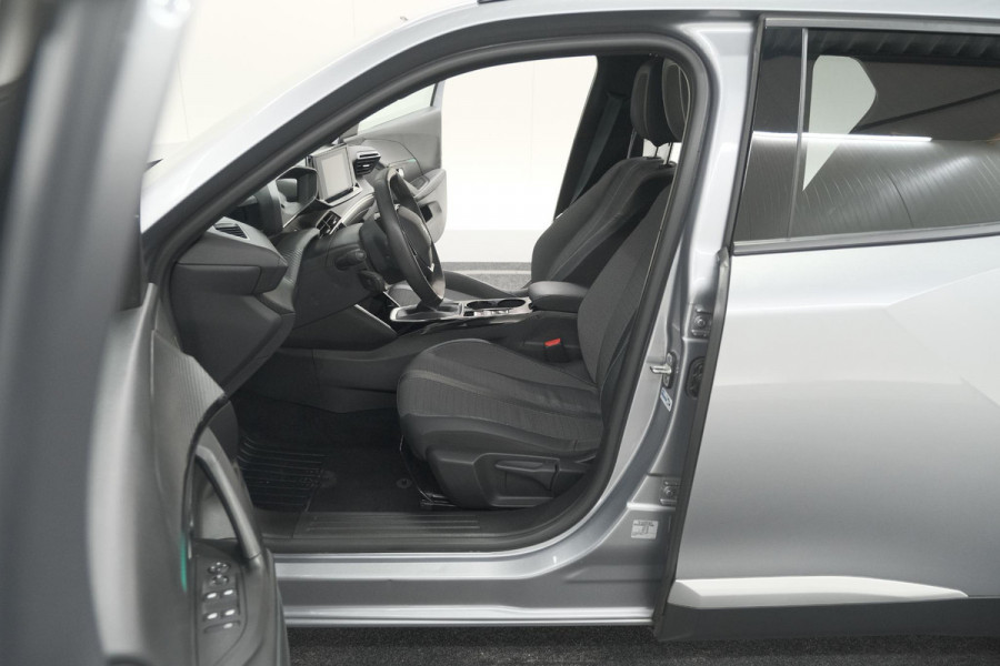 Peugeot 2008 PureTech 130 Allure Pack | Camera | Adaptieve Cruise Control | Apple Carplay | Stoelverwarming
