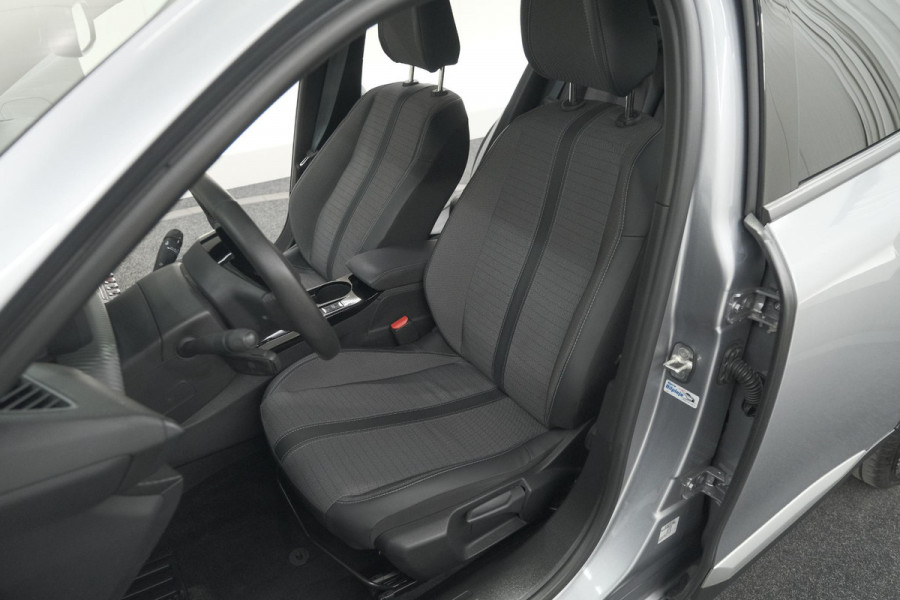 Peugeot 2008 PureTech 130 Allure Pack | Camera | Adaptieve Cruise Control | Apple Carplay | Stoelverwarming