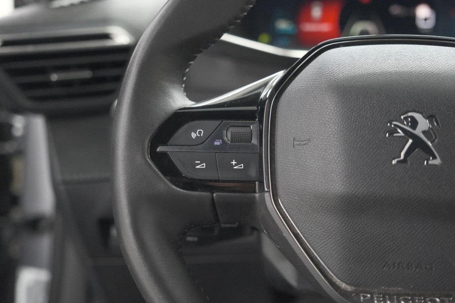 Peugeot 2008 PureTech 130 Allure Pack | Camera | Adaptieve Cruise Control | Apple Carplay | Stoelverwarming