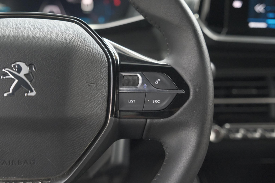 Peugeot 2008 PureTech 130 Allure Pack | Camera | Adaptieve Cruise Control | Apple Carplay | Stoelverwarming