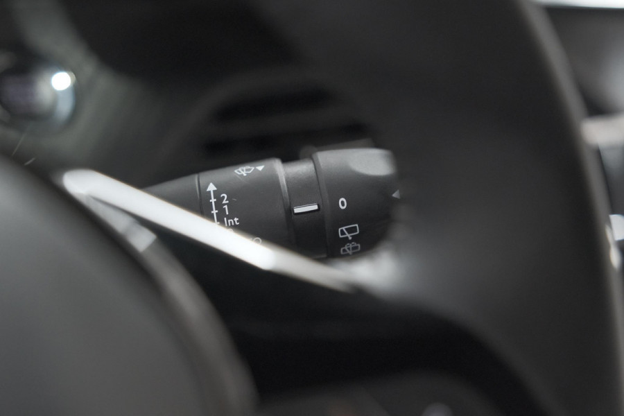 Peugeot 2008 PureTech 130 Allure Pack | Camera | Adaptieve Cruise Control | Apple Carplay | Stoelverwarming