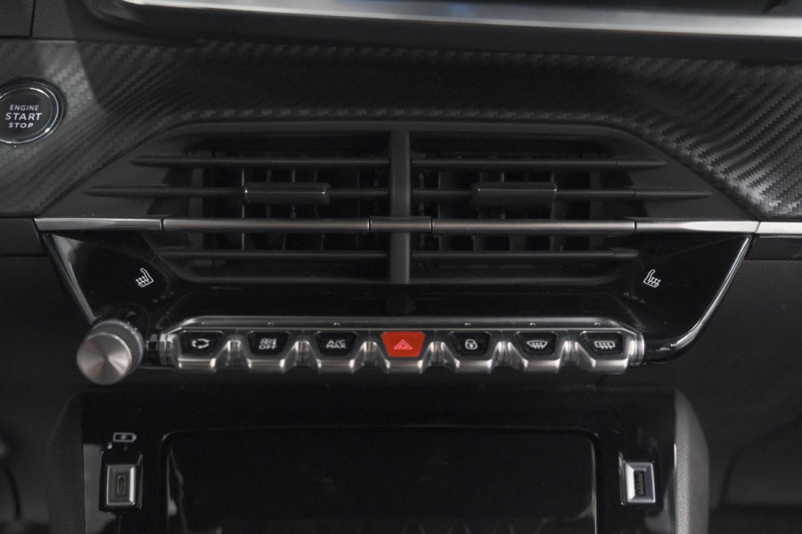 Peugeot 2008 PureTech 130 Allure Pack | Camera | Adaptieve Cruise Control | Apple Carplay | Stoelverwarming