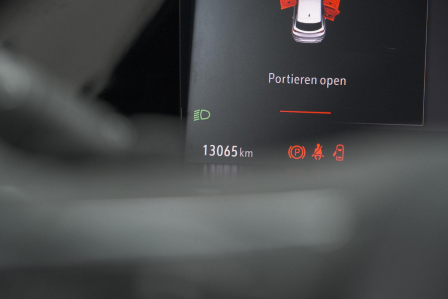 Opel Grandland Turbo 130 AT8 Ultimate | Camera | Adaptieve Cruise Control | Pack Winter | Elektronische Kofferklep