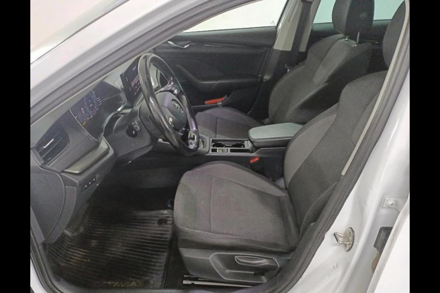 Škoda Octavia Combi 1.0 TSI Business Edition,achteruitrijcamera,trekhaak, 1 e eigenaar, NL auto met nap