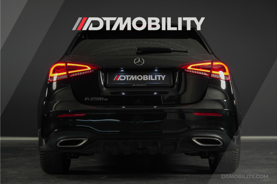 Mercedes-Benz A-Klasse 250e AMG Night | Pano | Sfeer