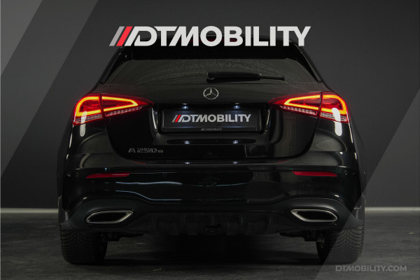Mercedes-Benz A-Klasse 250e AMG Night | Pano | Sfeer