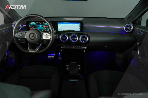 Mercedes-Benz A-Klasse 250e AMG Night | Pano | Sfeer