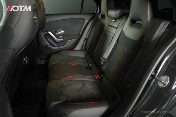 Mercedes-Benz A-Klasse 250e AMG Night | Pano | Sfeer