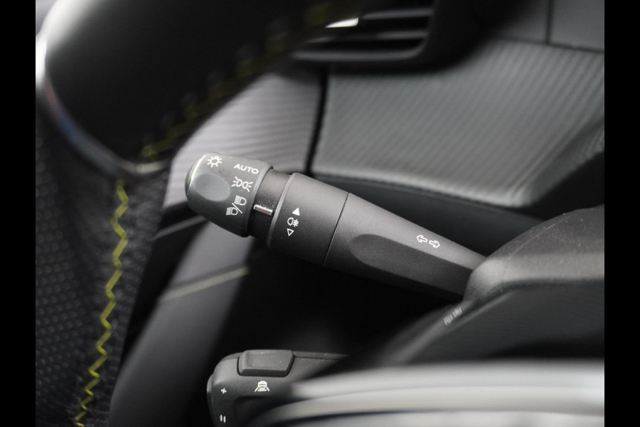 Peugeot e-208 EV GT Pack 50 kWh All-Season CrossClimate Banden | Full LED | Adaptive Cruise Control | Stoelverwarming | Camera | Veel Opties | Rijklaar met 12 Maanden BOVAG Garantie
