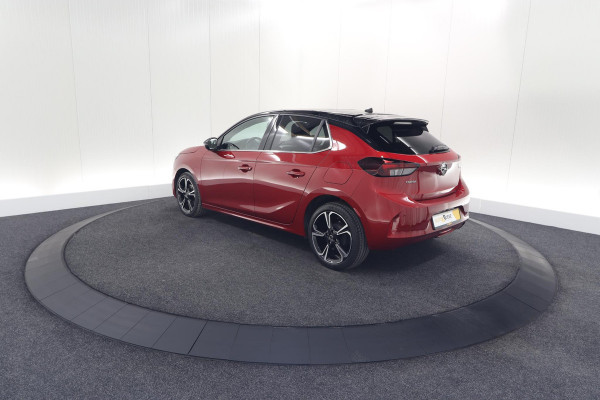 Opel Corsa 1.2 Turbo 100 Ultimate | Panoramadak | Camera | Dodehoekdetectie | Apple Carplay