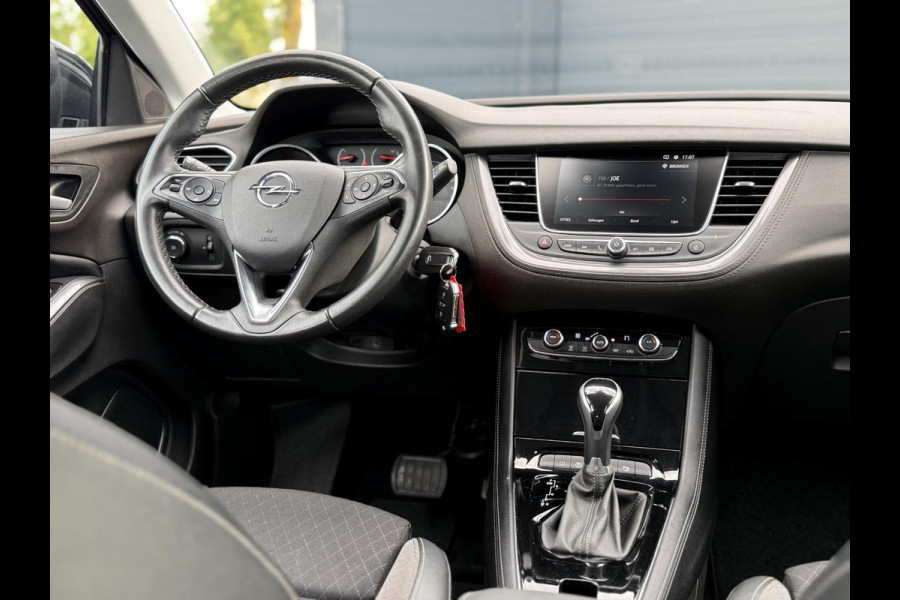 Opel Grandland X 1.2 Turbo Innovation 2e Eigenaar,Trekhaak,Halfleder,131pk,Navi,Clima,Cruise,Camera,Apple Carplay,PDC V+A,Dodehoek Detectie,Nieuwe APK bij Aflevering