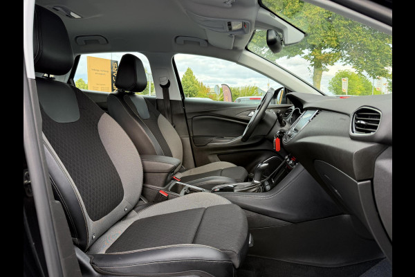 Opel Grandland X 1.2 Turbo Innovation 2e Eigenaar,Trekhaak,Halfleder,131pk,Navi,Clima,Cruise,Camera,Apple Carplay,PDC V+A,Dodehoek Detectie,Nieuwe APK bij Aflevering