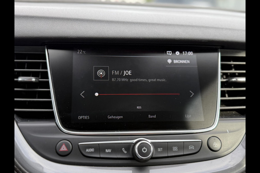 Opel Grandland X 1.2 Turbo Innovation 2e Eigenaar,Trekhaak,Halfleder,131pk,Navi,Clima,Cruise,Camera,Apple Carplay,PDC V+A,Dodehoek Detectie,Nieuwe APK bij Aflevering
