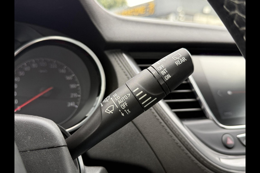 Opel Grandland X 1.2 Turbo Innovation 2e Eigenaar,Trekhaak,Halfleder,131pk,Navi,Clima,Cruise,Camera,Apple Carplay,PDC V+A,Dodehoek Detectie,Nieuwe APK bij Aflevering