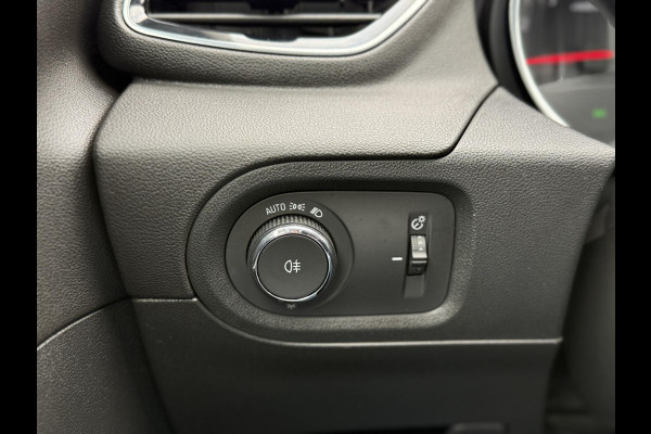 Opel Grandland X 1.2 Turbo Innovation 2e Eigenaar,Trekhaak,Halfleder,131pk,Navi,Clima,Cruise,Camera,Apple Carplay,PDC V+A,Dodehoek Detectie,Nieuwe APK bij Aflevering