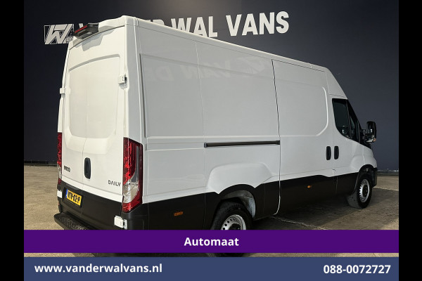 Iveco Daily 35S14V 136pk Automaat 3500kg Trekhaak L2H2 Euro6 Airco | Navigatie | LED | Cruisecontrol Chauffeursstoel, Camera | Bijrijdersbank