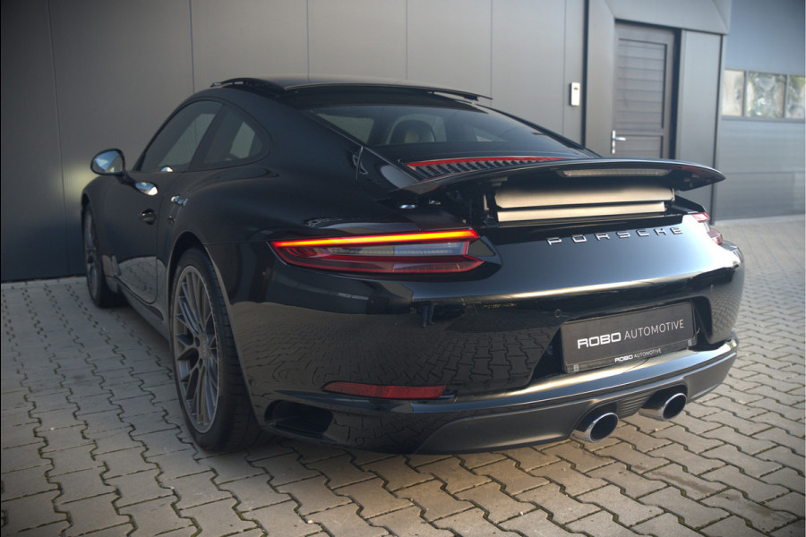 Porsche 911 3.0 Carrera | Panoramadak | Bose | Sport Chrono | Sport Uitlaat | Stoelverwarming | Stuurverwarming | Navigatie | Cruise Control | Leer | Origineel Nederlands | BTW | Parkeersensoren