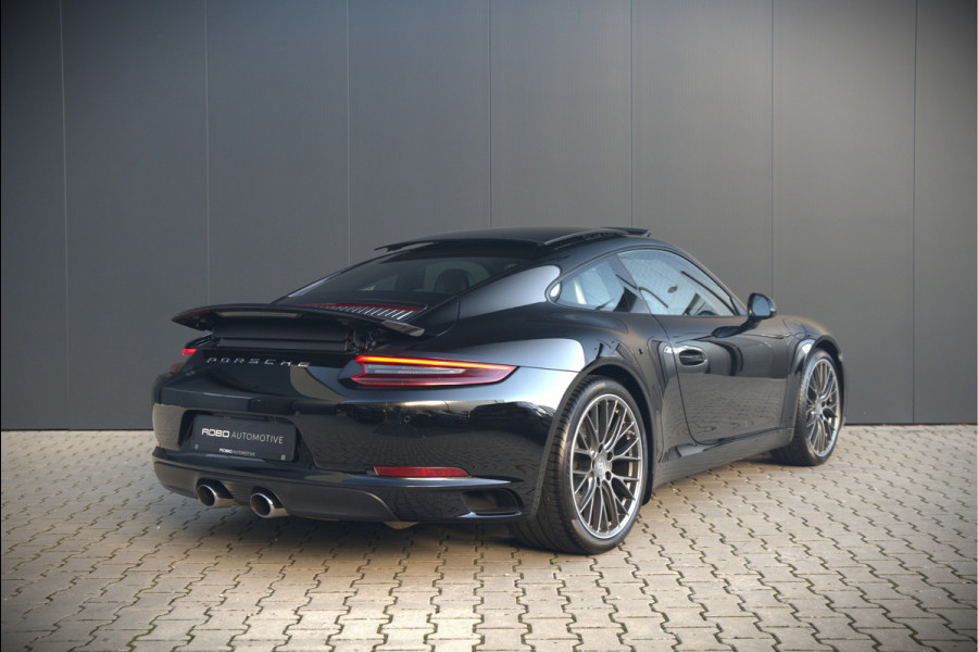 Porsche 911 3.0 Carrera | Panoramadak | Bose | Sport Chrono | Sport Uitlaat | Stoelverwarming | Stuurverwarming | Navigatie | Cruise Control | Leer | Origineel Nederlands | BTW | Parkeersensoren