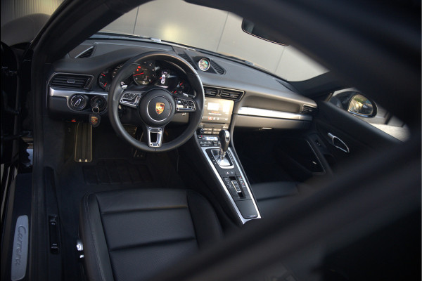 Porsche 911 3.0 Carrera | Panoramadak | Bose | Sport Chrono | Sport Uitlaat | Stoelverwarming | Stuurverwarming | Navigatie | Cruise Control | Leer | Origineel Nederlands | BTW | Parkeersensoren