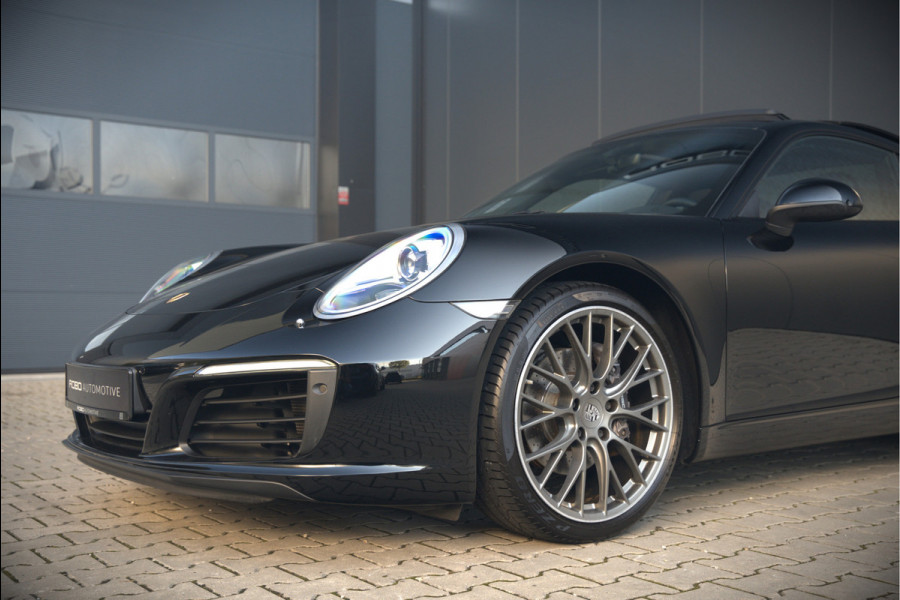 Porsche 911 3.0 Carrera | Panoramadak | Bose | Sport Chrono | Sport Uitlaat | Stoelverwarming | Stuurverwarming | Navigatie | Cruise Control | Leer | Origineel Nederlands | BTW | Parkeersensoren