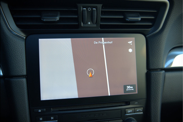 Porsche 911 3.0 Carrera | Panoramadak | Bose | Sport Chrono | Sport Uitlaat | Stoelverwarming | Stuurverwarming | Navigatie | Cruise Control | Leer | Origineel Nederlands | BTW | Parkeersensoren