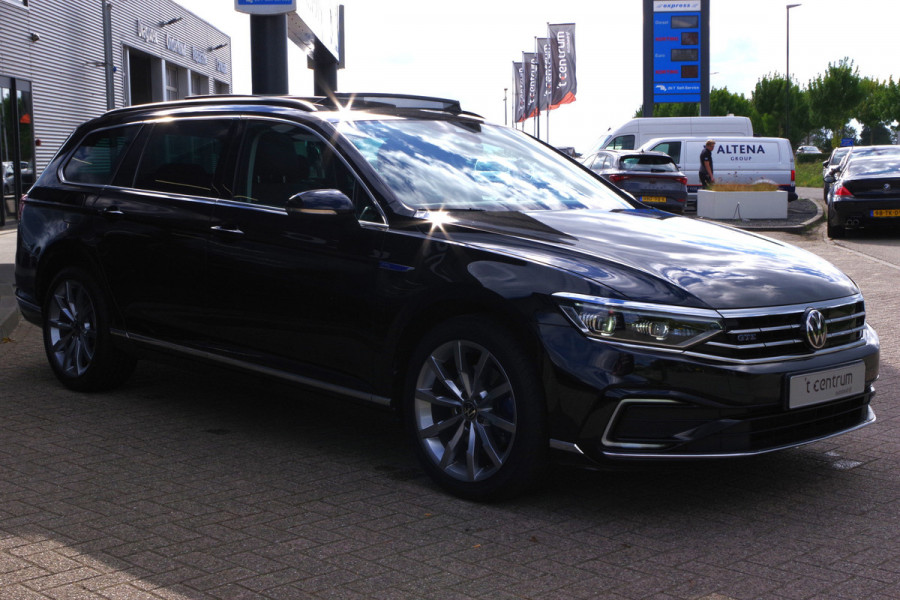 Volkswagen Passat Variant 1.4 TSI PHEV GTE BNS 218 PK, Panoramadak, Trekhaak, Massage, Matrix-LED