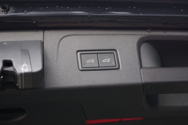 Volkswagen Passat Variant 1.4 TSI PHEV GTE BNS 218 PK, Panoramadak, Trekhaak, Massage, Matrix-LED