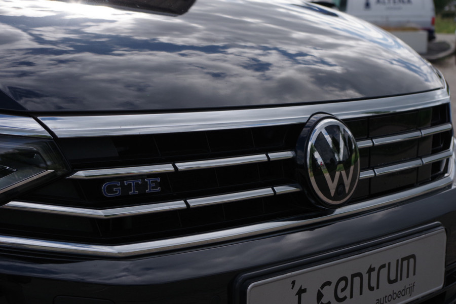Volkswagen Passat Variant 1.4 TSI PHEV GTE BNS 218 PK, Panoramadak, Trekhaak, Massage, Matrix-LED