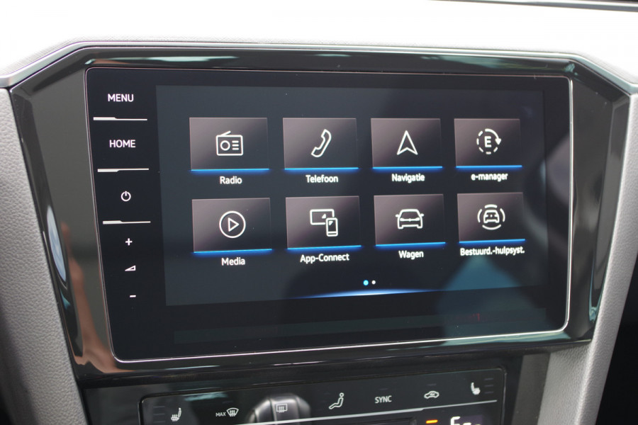 Volkswagen Passat Variant 1.4 TSI PHEV GTE BNS 218 PK, Panoramadak, Trekhaak, Massage, Matrix-LED