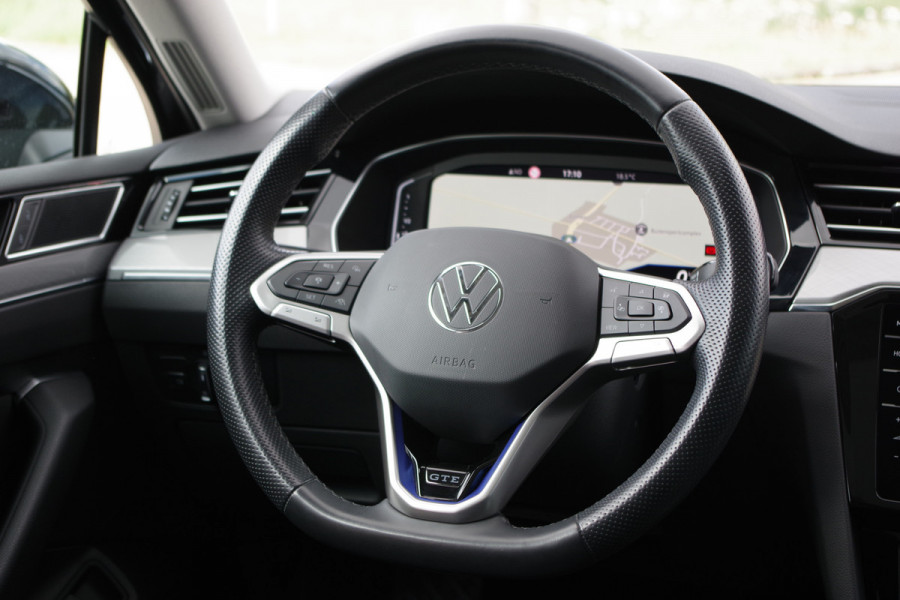 Volkswagen Passat Variant 1.4 TSI PHEV GTE BNS 218 PK, Panoramadak, Trekhaak, Massage, Matrix-LED