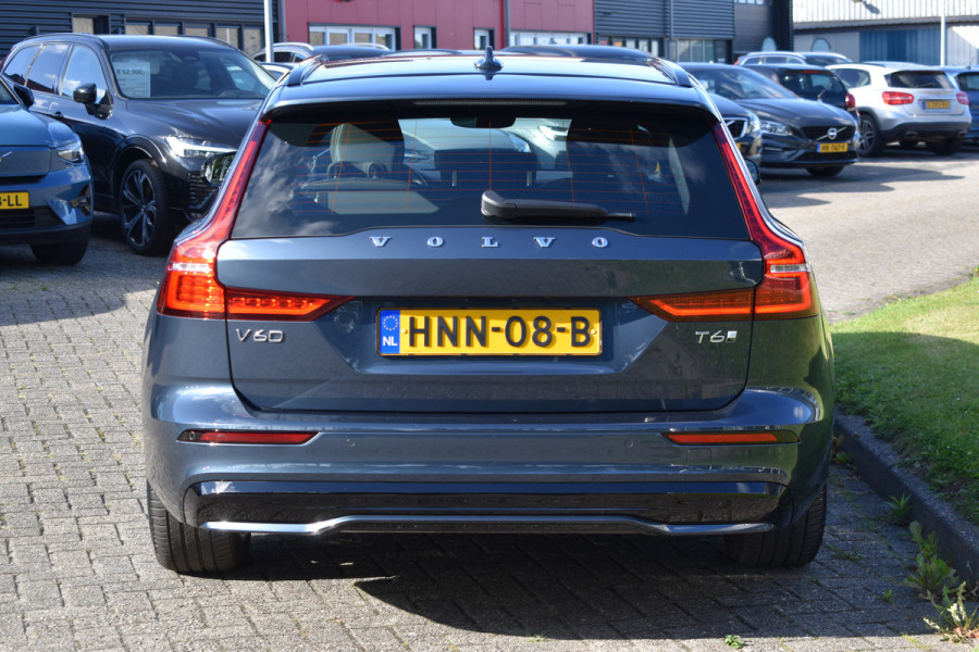 Volvo V60 T6 350PK Plug-in hybrid AWD Plus Dark H&K | Trekhaak | 360 Camera | ACC | Stoel-Stuur verwarming