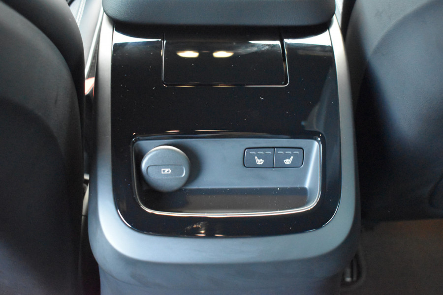 Volvo V60 T6 350PK Plug-in hybrid AWD Plus Dark H&K | Trekhaak | 360 Camera | ACC | Stoel-Stuur verwarming