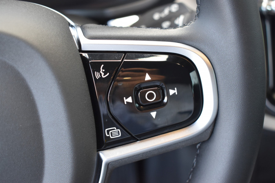Volvo V60 T6 350PK Plug-in hybrid AWD Plus Dark H&K | Trekhaak | 360 Camera | ACC | Stoel-Stuur verwarming