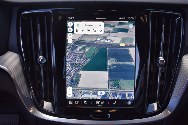 Volvo V60 T6 350PK Plug-in hybrid AWD Plus Dark H&K | Trekhaak | 360 Camera | ACC | Stoel-Stuur verwarming