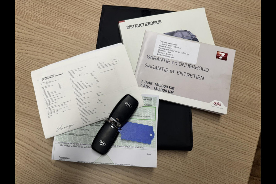 Kia Stonic 1.0 T-GDi ExecutiveLine Automaat Leder Camera Stuur en stoelverwarming Keyless