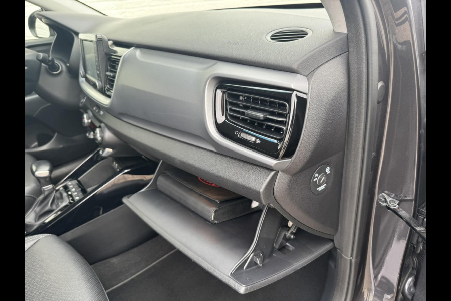 Kia Stonic 1.0 T-GDi ExecutiveLine Automaat Leder Camera Stuur en stoelverwarming Keyless