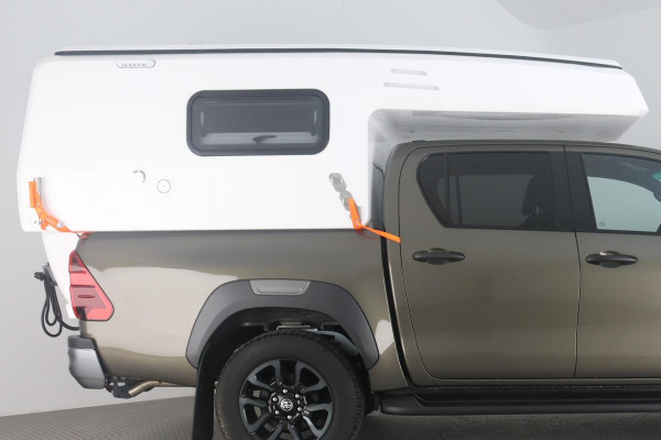 Toyota Hilux CAMPER OPBOUW *NIEUW* (€25.000,- ex.BTW) / €30.250,- incl. BTW
