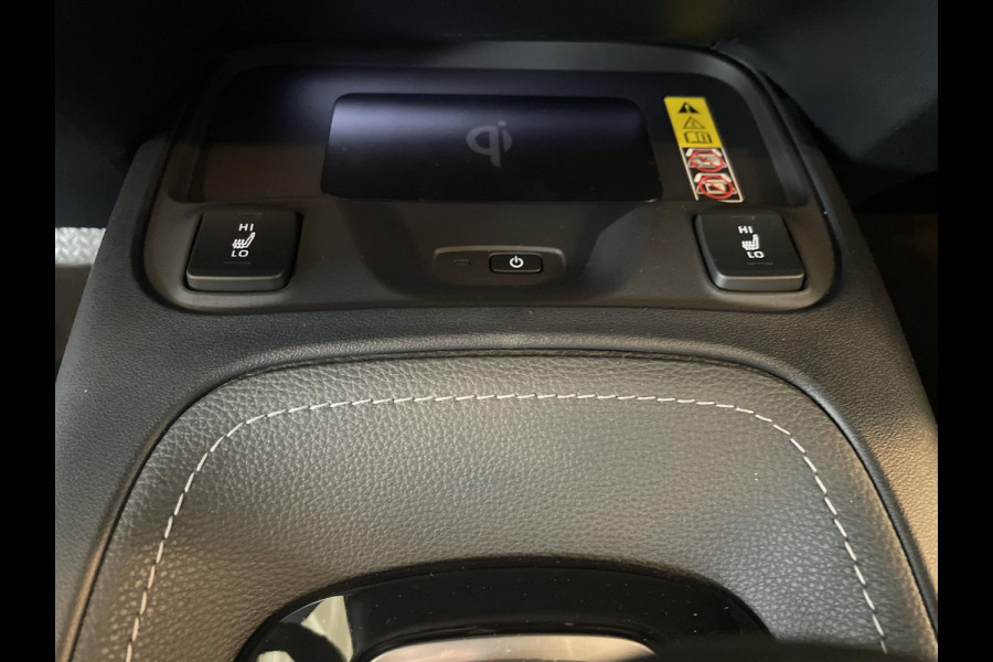 Toyota Corolla Touring Sports Hybrid 140 Dynamic | Dodehoek detectie | Stoel/Stuur verwarming | Parkeersensoren | Apple Carplay & AndroidAUTO