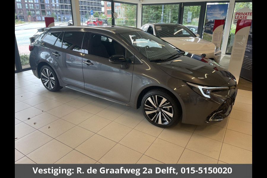 Toyota Corolla Touring Sports Hybrid 140 Dynamic | Dodehoek detectie | Stoel/Stuur verwarming | Parkeersensoren | Apple Carplay & AndroidAUTO