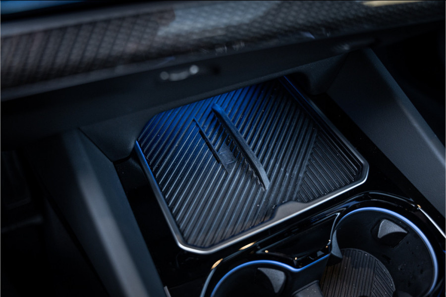 BMW M5 5-serie Touring - Origineel NL | M Drive Professional | Panorama | Carbonpakket | Keramisch | B&W
