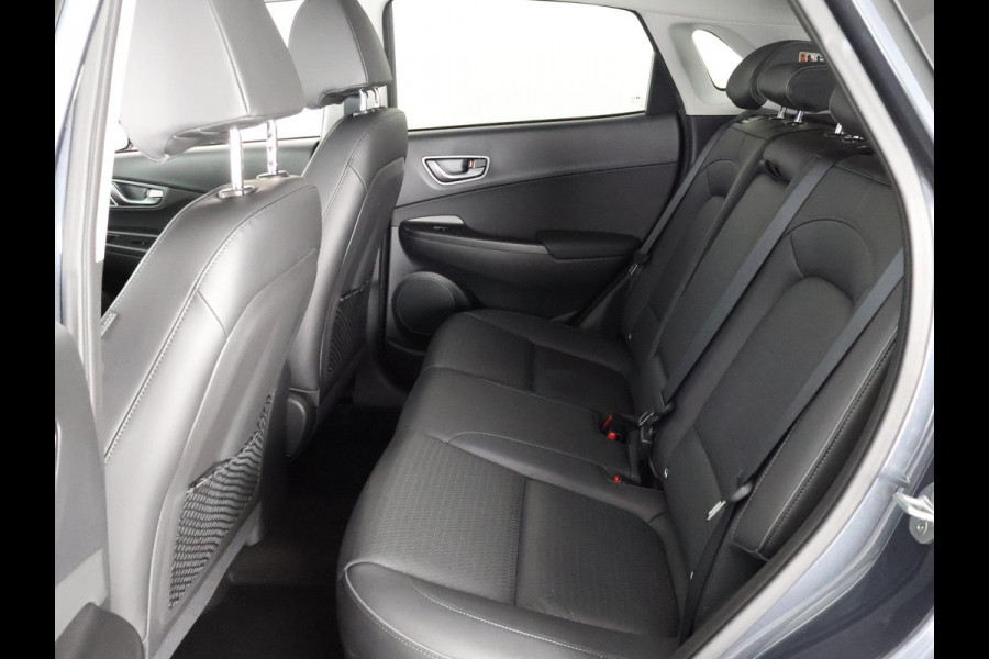 Hyundai Kona EV PREMIUM 204 PK ACCU 94% BEREIK TOT 547 KM! 64Kwh. LEER. NAVI. KEYLESS. FULL OPTION. GARANTIE TOT 2029*