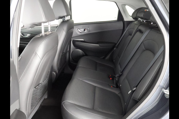 Hyundai Kona EV PREMIUM 204 PK ACCU 94% BEREIK TOT 547 KM! 64Kwh. LEER. NAVI. KEYLESS. FULL OPTION. GARANTIE TOT 2029*