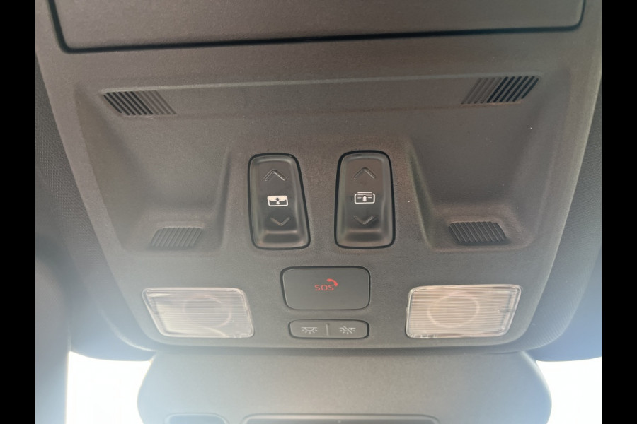 Ford Kuga 1.5 EcoB. ST-Line X *TREKHAAK*WINTERPACK*PAN.DAK*ADATIVE C.C.*CA