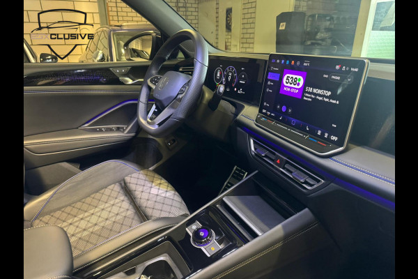 Volkswagen Tiguan 1.5 eTSI R-Line Edition GARANTIE|360CAM|PANO|MASSAGE|IQ MATRIX|FULL OPTION!