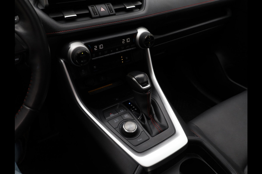 Toyota RAV4 2.5 Plug-in Hybride Bi-Tone+ | Head-up | Panoramadak | Stoelvent