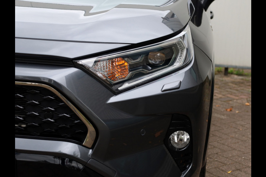 Toyota RAV4 2.5 Plug-in Hybride Bi-Tone+ | Head-up | Panoramadak | Stoelvent
