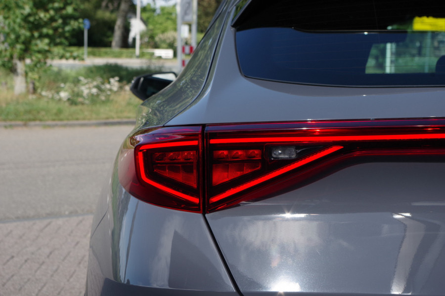 CUPRA Formentor 1.4 TSI e-Hybrid Essential, Carplay, Camera, Adap. Cruise Control